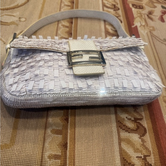 Vintage Fendi Sequins Baguette White Designer Shoulder Bag With Lizard Accents - Picture 4 of 16